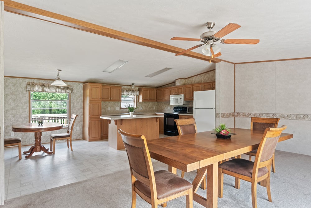 019 500sqft Open Plan Kitchen Dining --  1045 Covered Bridge Rd
