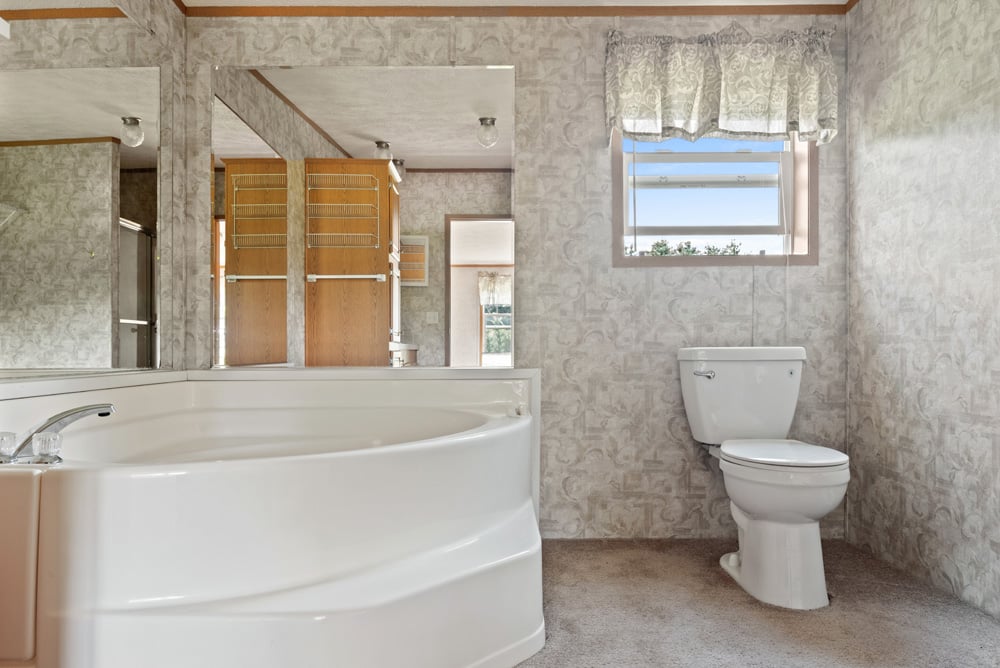 029 Primary ensuite bath --  1045 Covered Bridge Rd