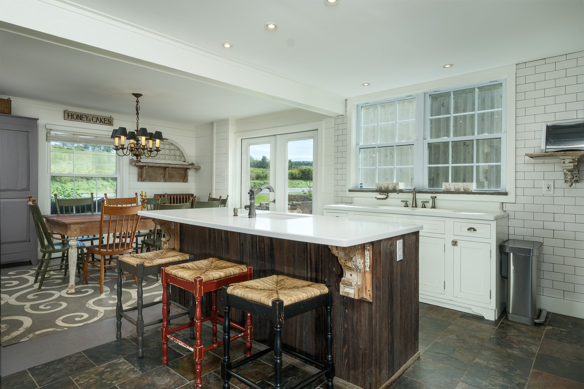 022 Center Kitchen Island -- 11440 County Highway 14