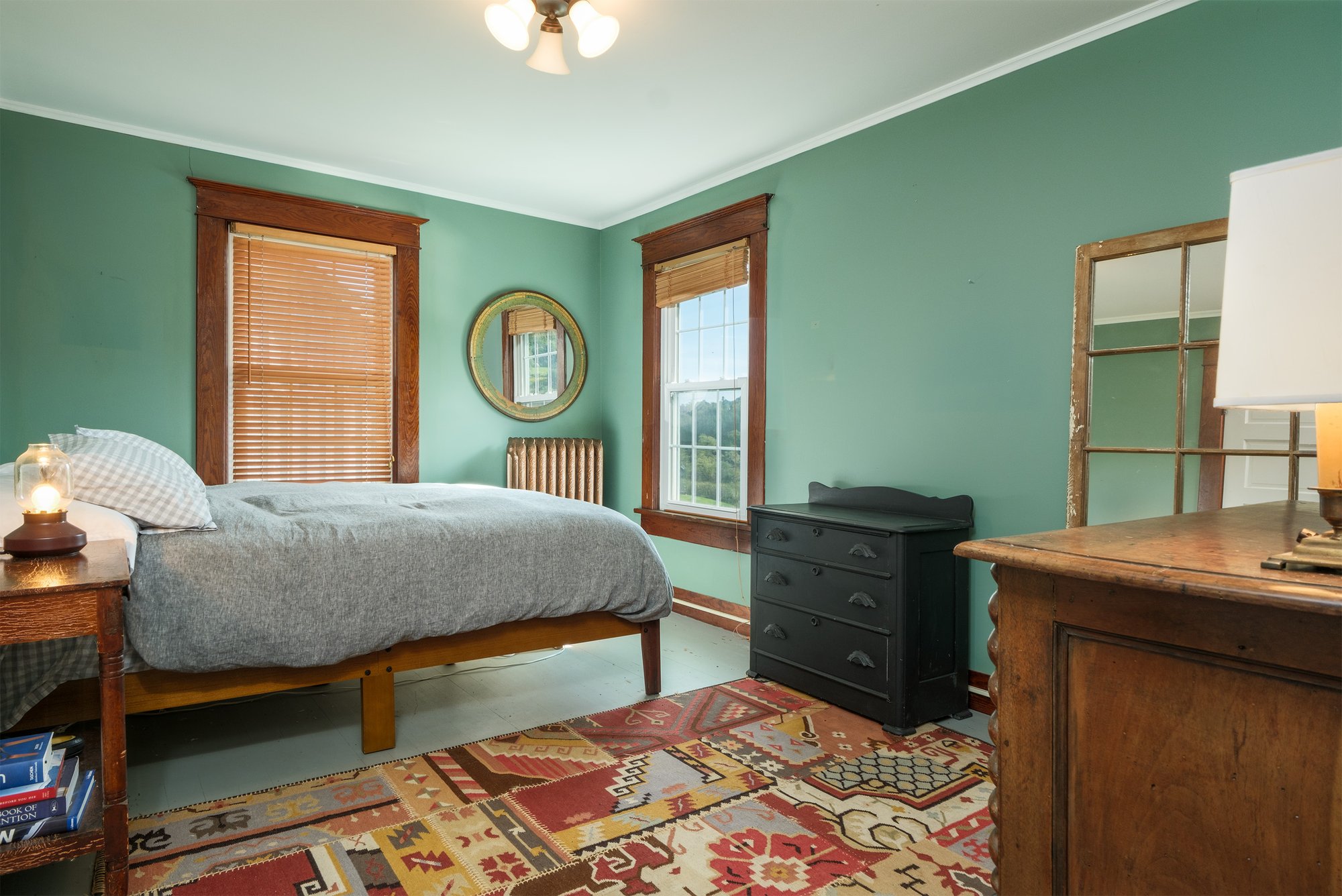 037 The Green Bedroom -- 11440 County Highway 14
