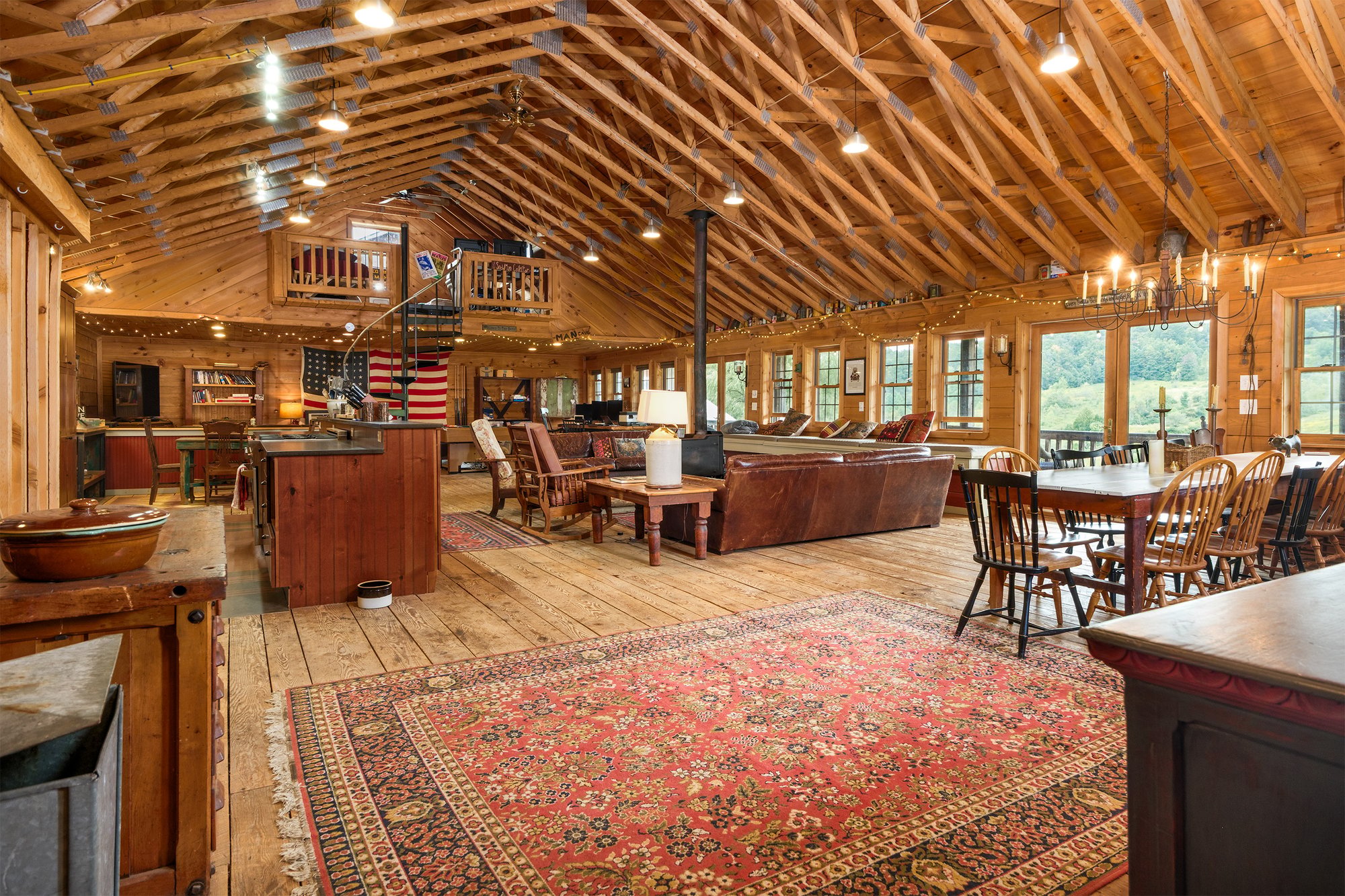 061 The Guest Lodge -- 11440 County Highway 14