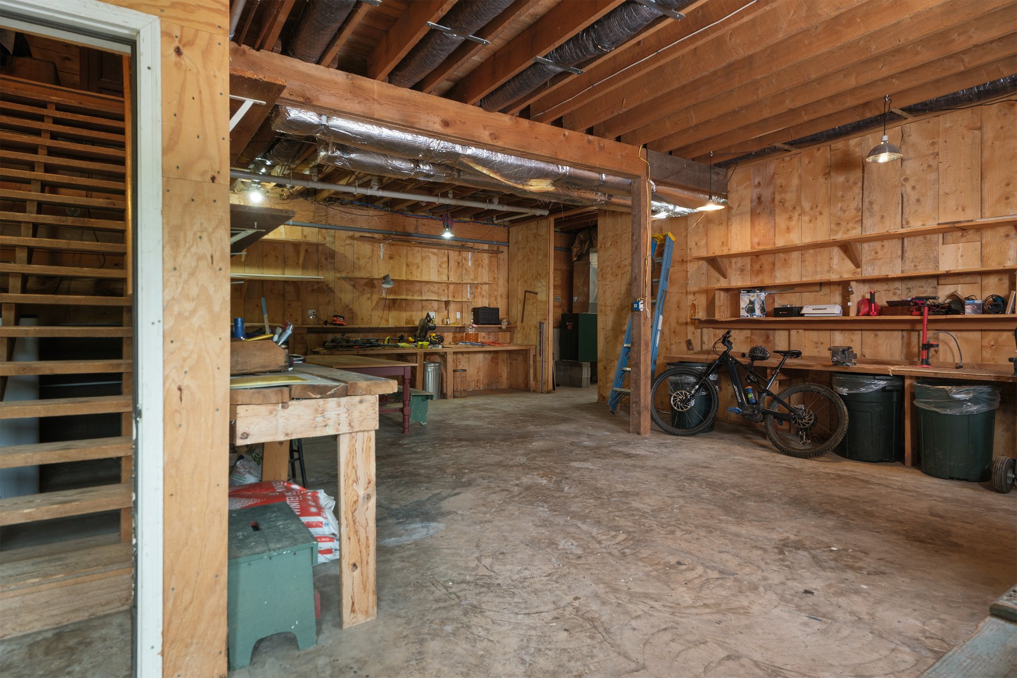 071 1st Floor Guest Lodge -- 11440 County Highway 14