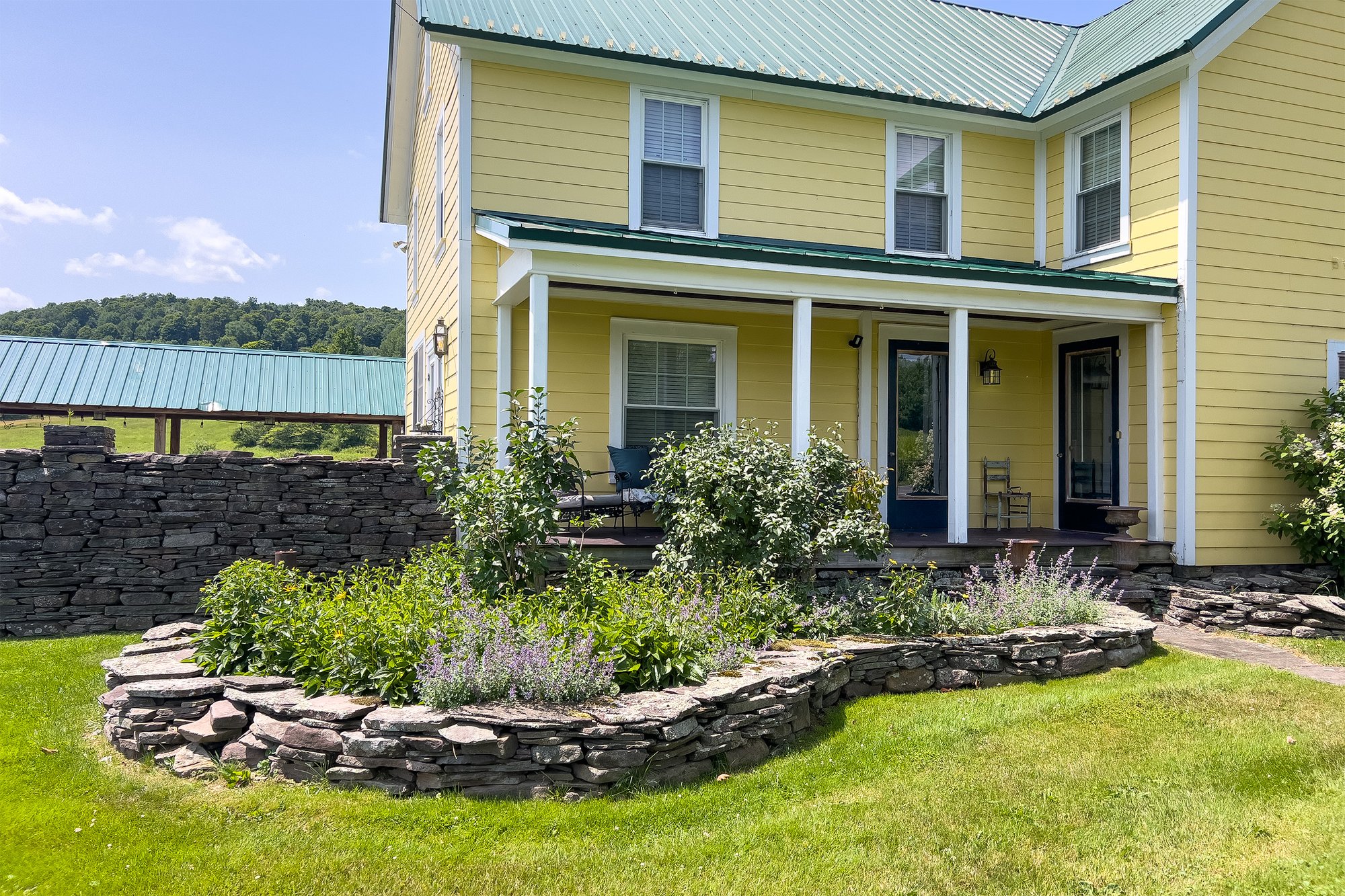 111 Beautiful Landscaping -- 11440 County Highway 14