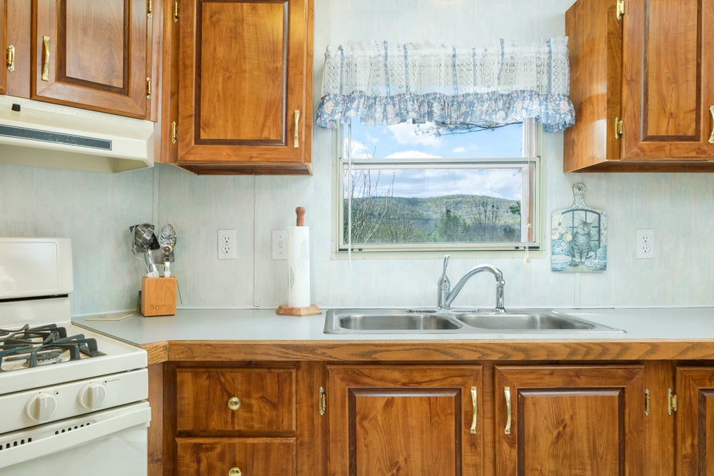 1264 Betty Brook Road - Open kitchen