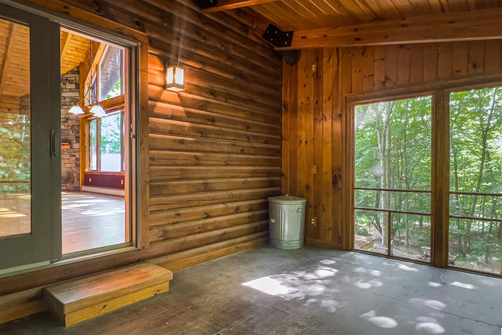 019 - Screened Porch off Kitchen - 135 Sparrowhawk Lake