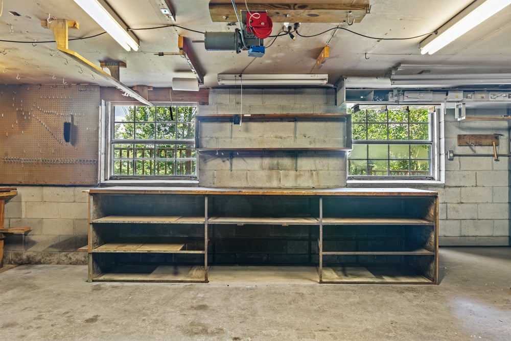 029 Workshop -- 141 Hulbert Hill Rd