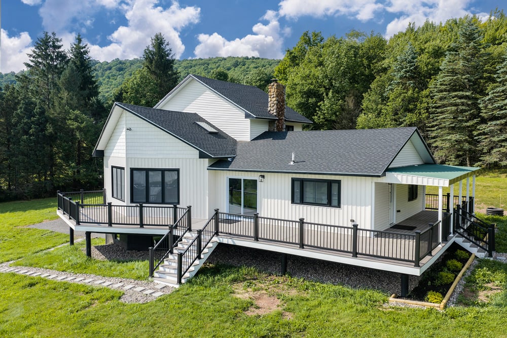 006 Wrap-around Deck- 1534 Brownell Rd