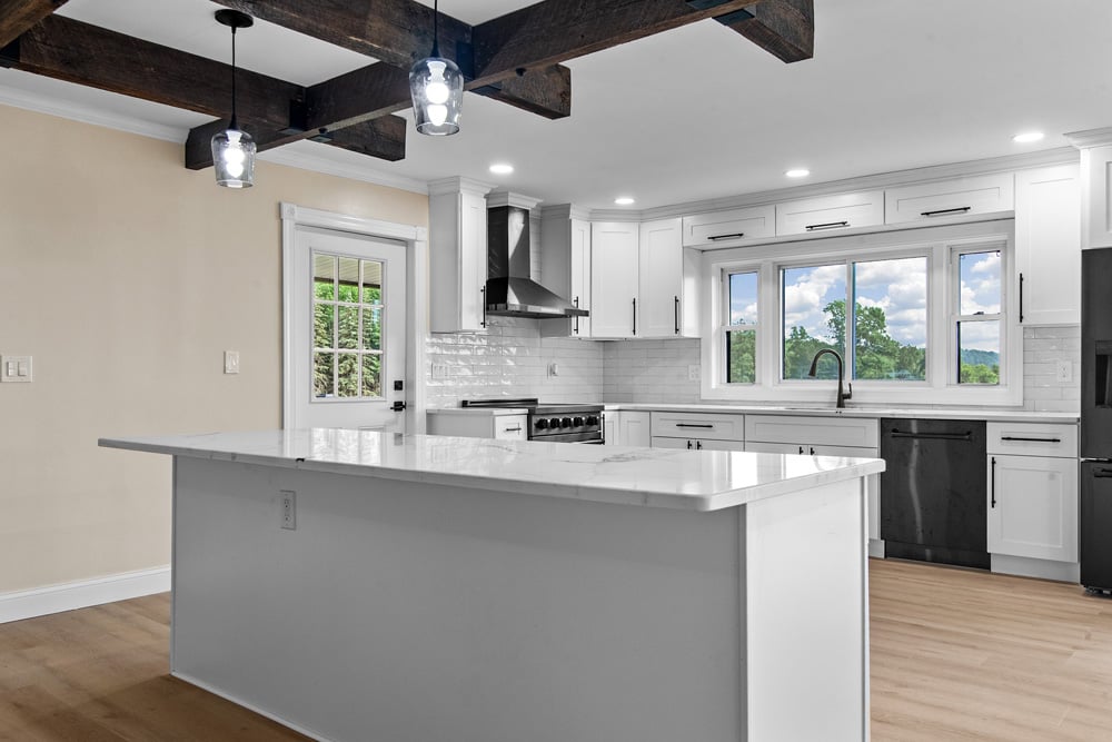 014 Center Kitchen Island - 1534 Brownell Rd