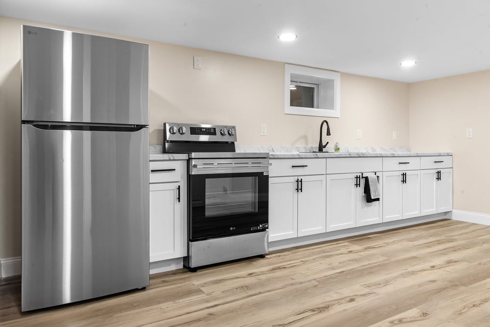 032 In-Law Suite - 1534 Brownell Rd