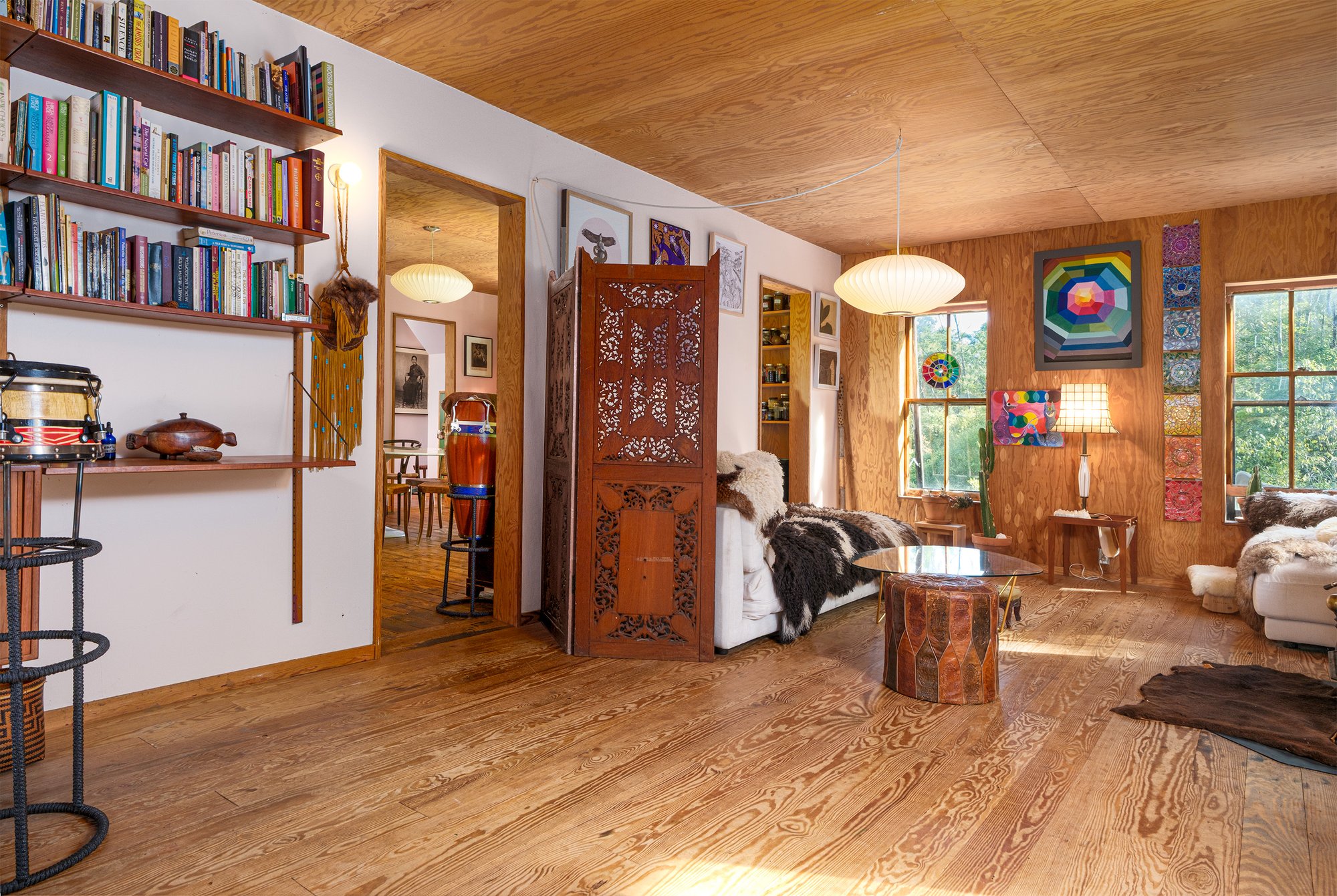 015 Grand Living Room -- 1685 Dry Brook Rd