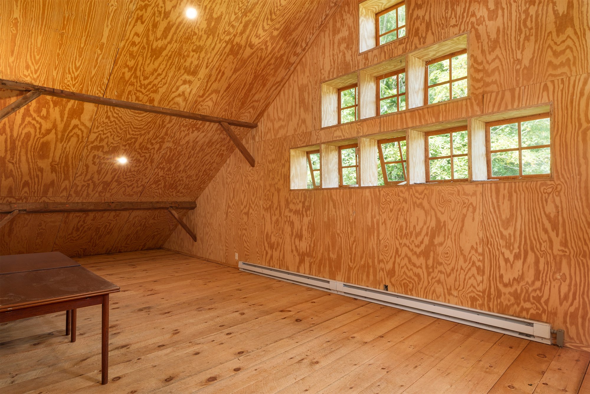 048 Upper Studio in Restored Barn -- 1685 Dry Brook Rd