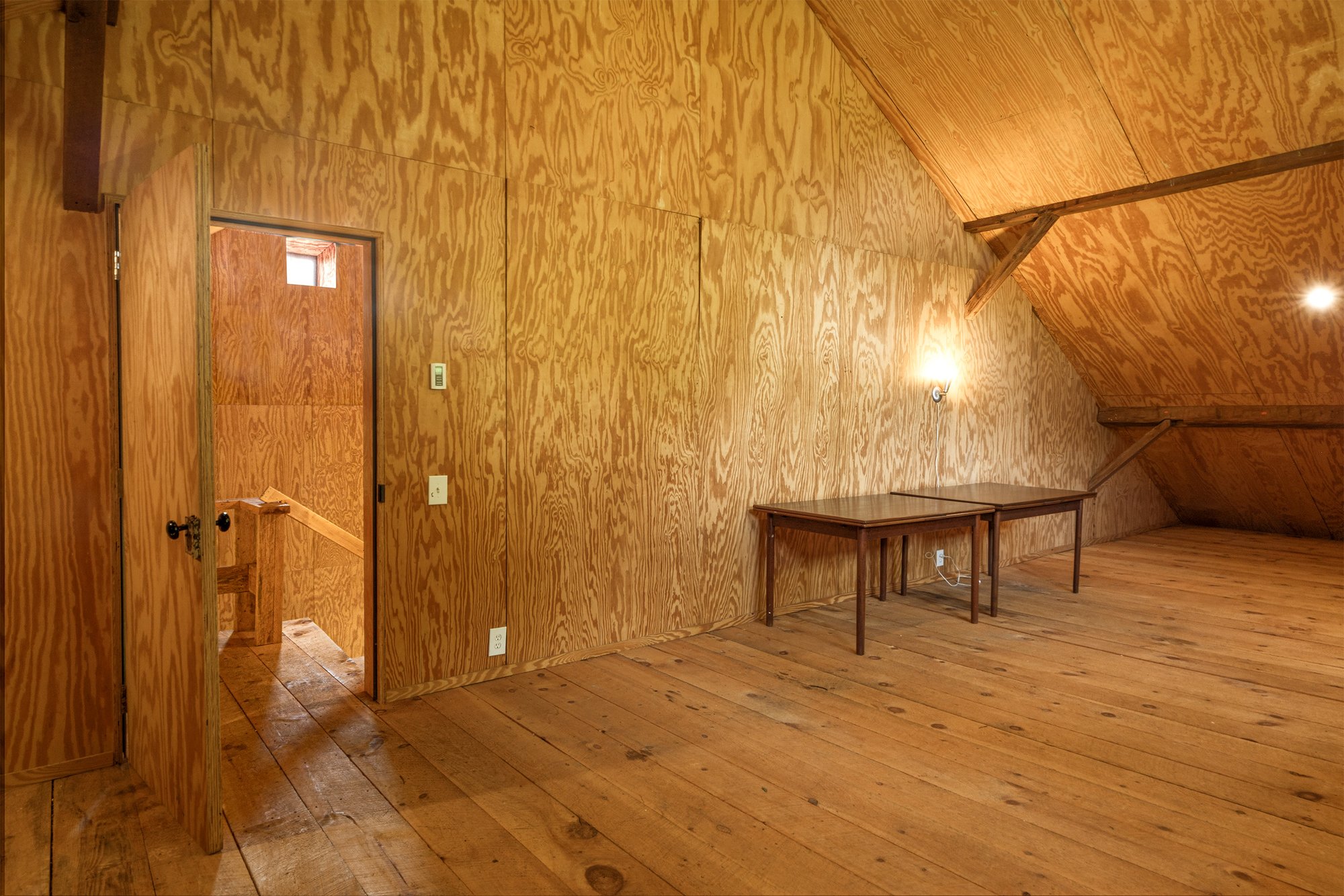 049 Upper Studio in Restored Barn -- 1685 Dry Brook Rd