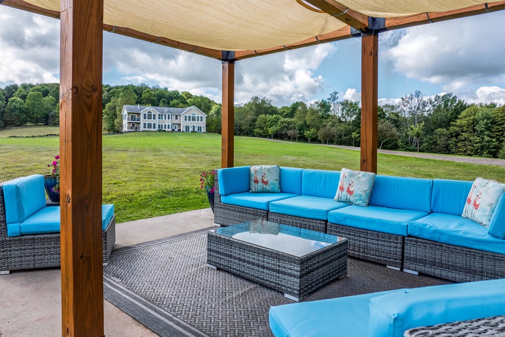 2651 MacGibbon Hollow -- 005