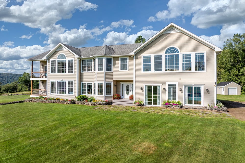 2651 MacGibbon Hollow -- 008