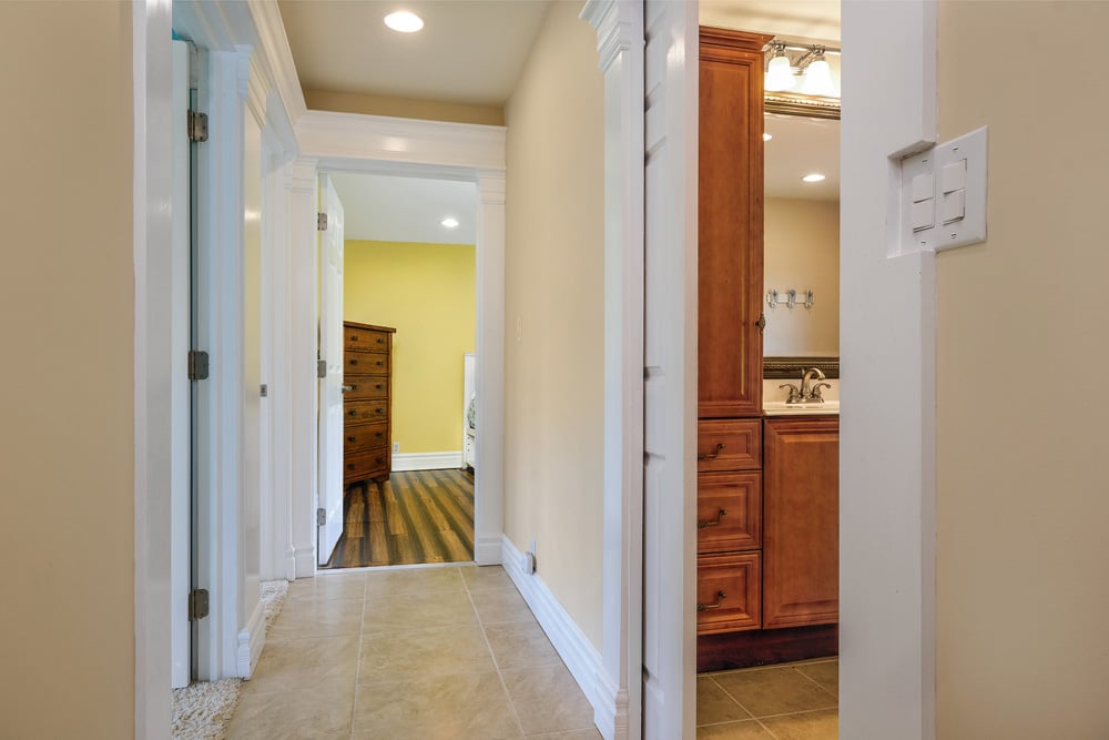 2651 MacGibbon Hollow -- 034