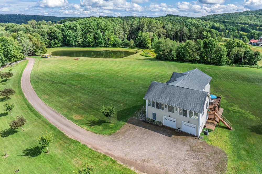 2651 MacGibbon Hollow -- 067