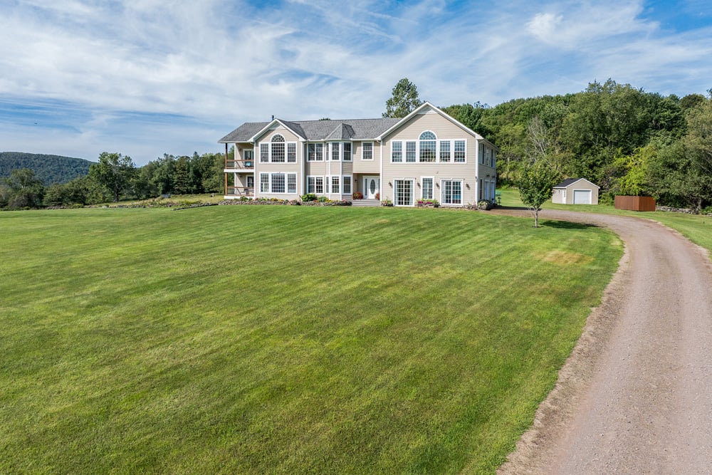 2651 MacGibbon Hollow -- 078