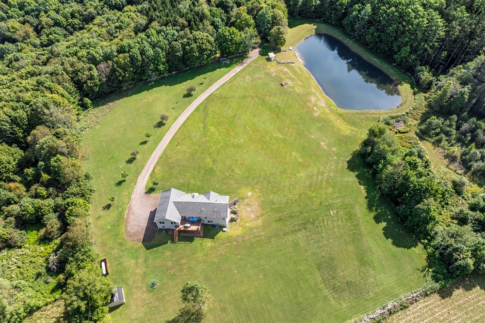 2651 MacGibbon Hollow -- 079