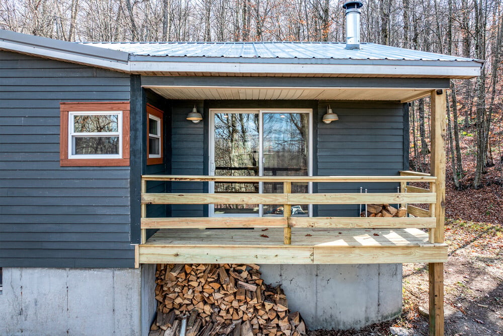 464 Curtis Lane - Rear Deck