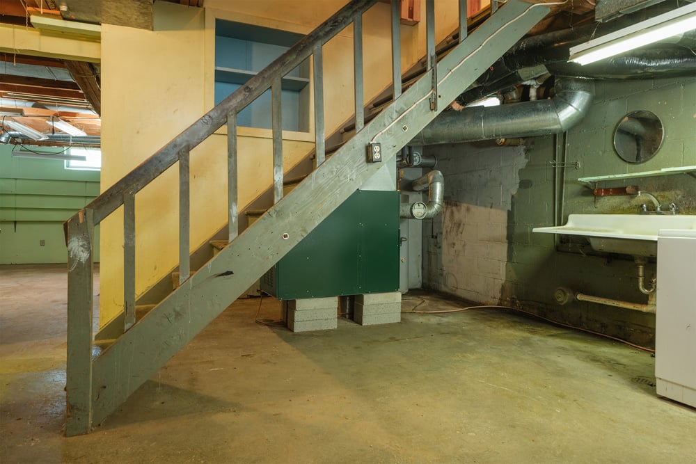 027-LargeBasement-47220 State Highway 10
