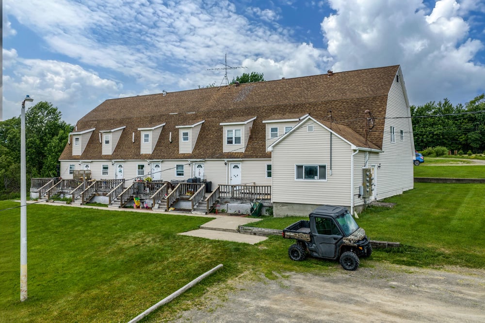 011 6-unit Income Property  - Fusco Drive
