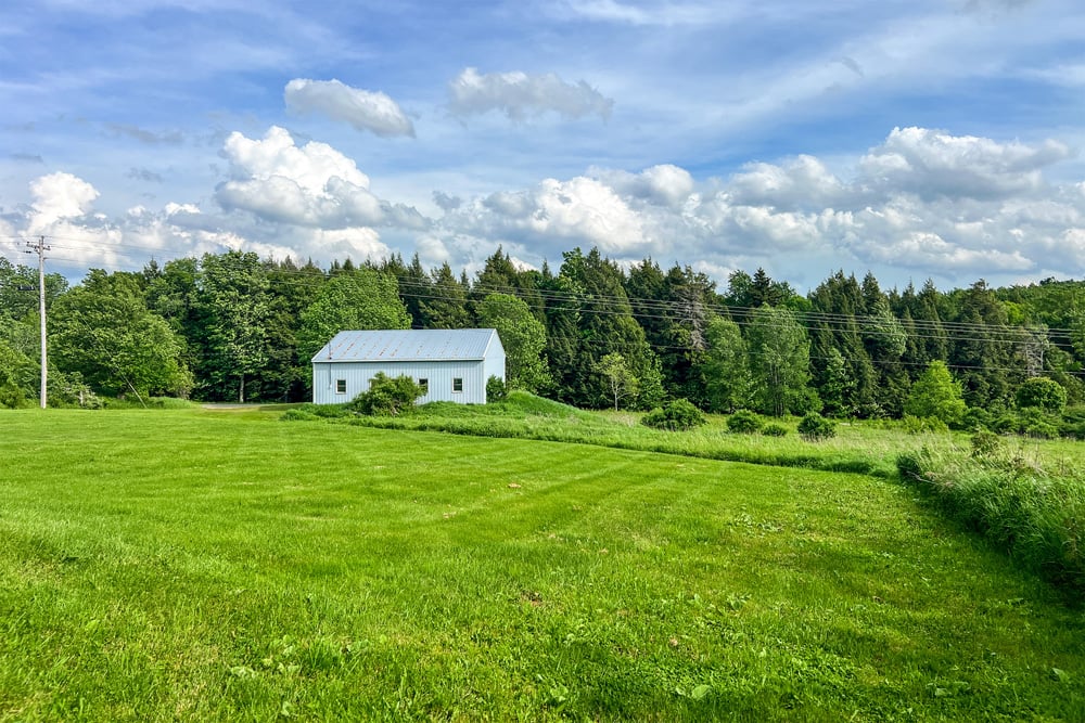 039 Metal Barn - Fusco Drive