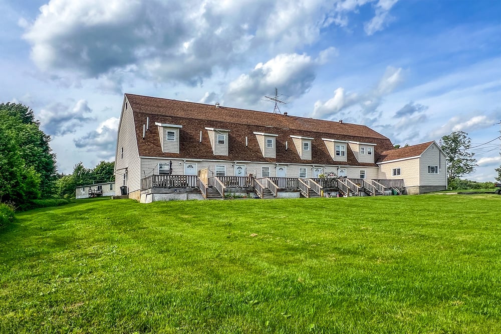 040 6-unit Income Property  - Fusco Drive