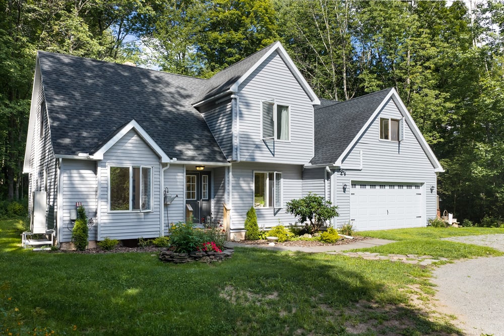 007 2 Car Garage -- 715 Rosa Circle Delhi-NY