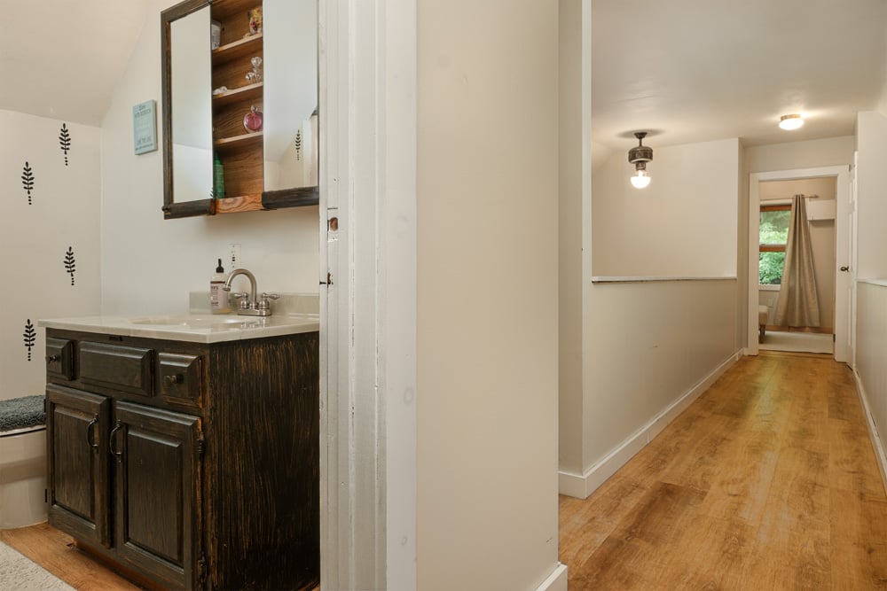 033 Guest Bath Room -- 715 Rosa Circle Delhi-NY