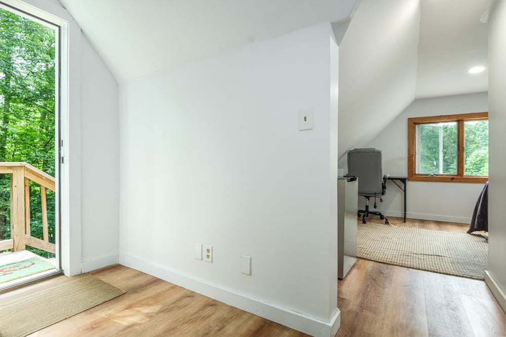 037 Bonus Suite -- 715 Rosa Circle Delhi-NY