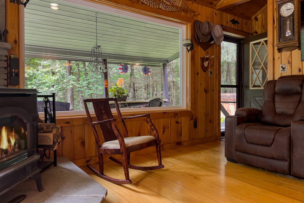 008 Side-Porch Door – 747 Crystal Meadows