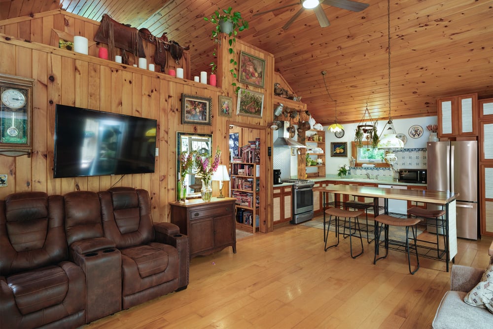 012 Open Floor-Plan – 747 Crystal Meadows