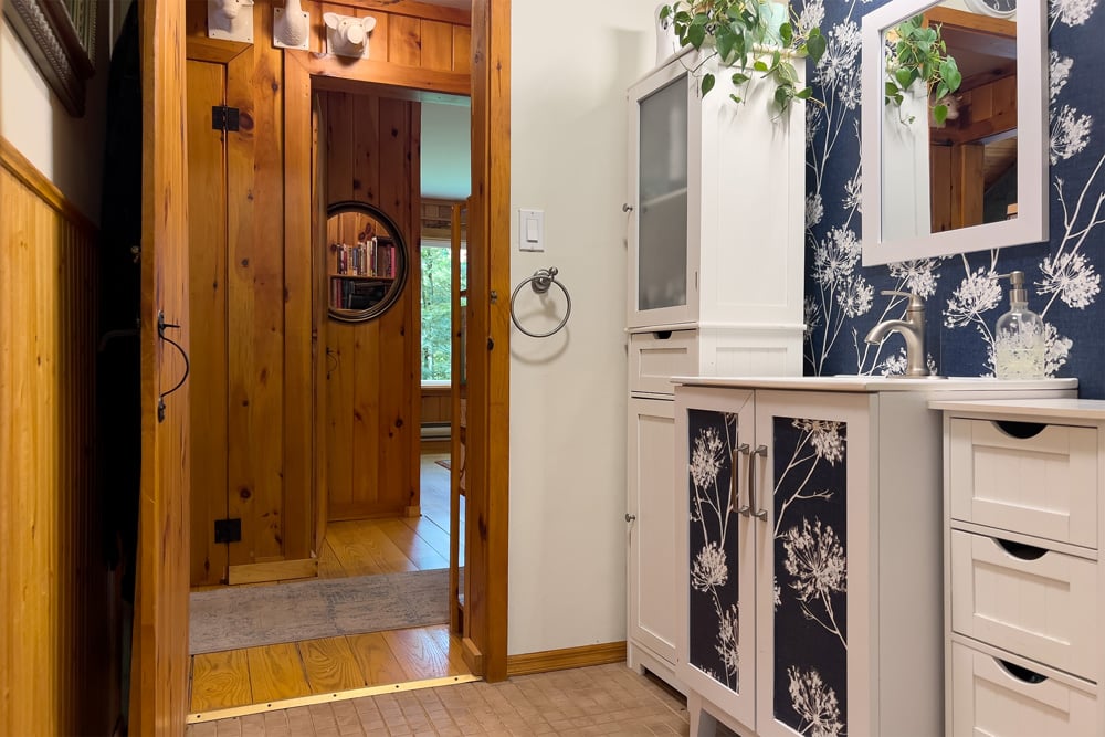 020 Hall to Central Full Bathroom – 747 Crystal Meadows