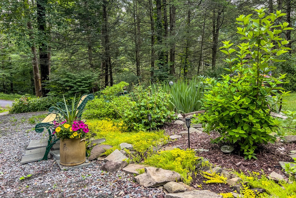 058 Catskill Woodland Setting – 747 Crystal Meadows