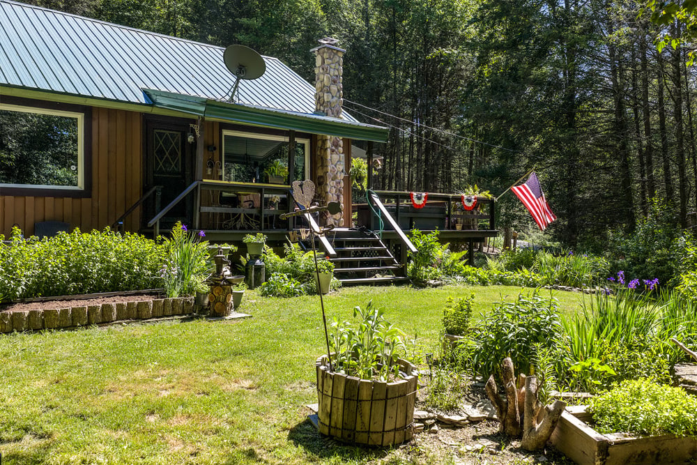 061 Custom Catskill Cabin – 747 Crystal Meadows
