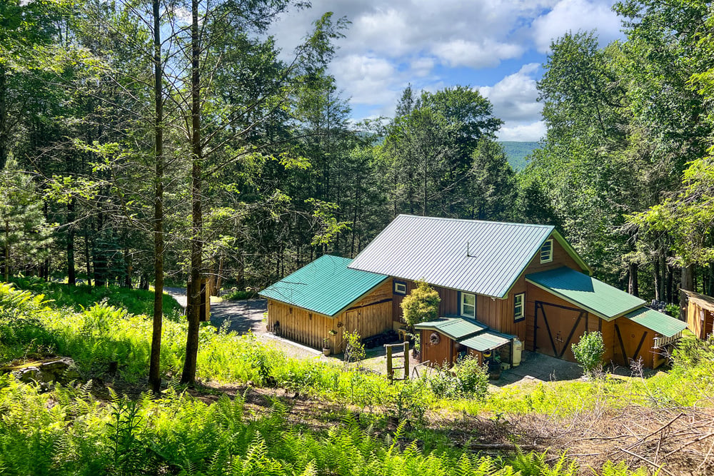 063 Potential Views – 747 Crystal Meadows