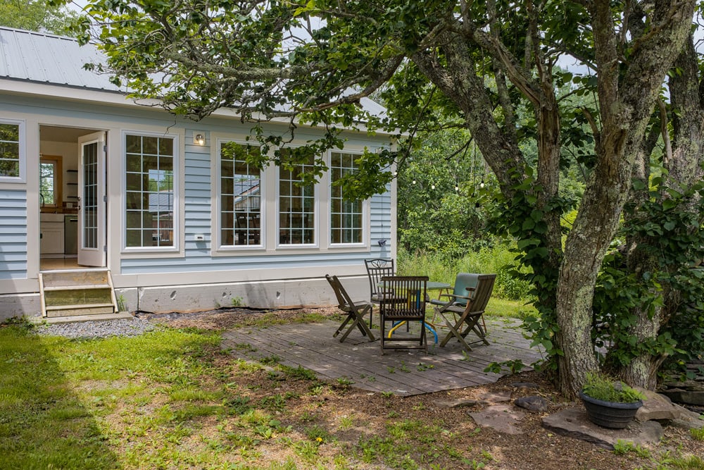 039 Patio Connecting Studio - 7881 County Hwy 14